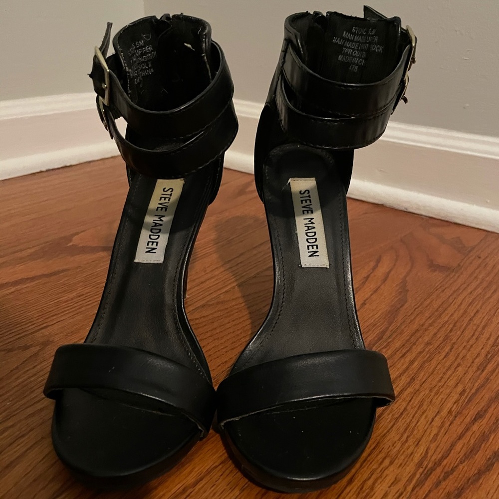 Steve Madden heel ankle strap sandals
